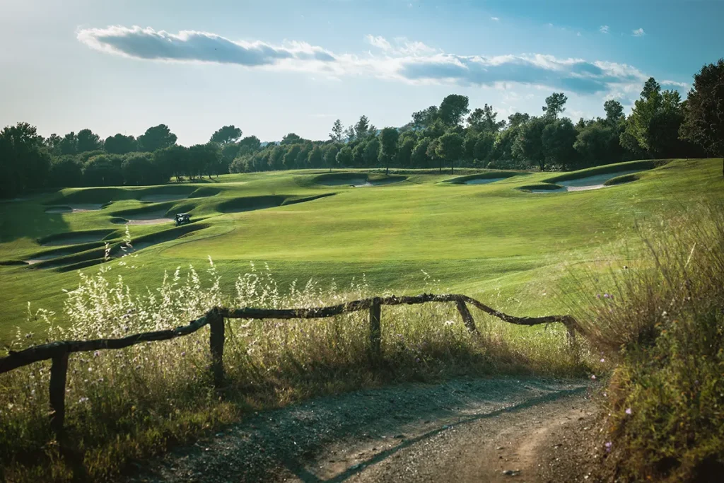 Banorna på El Prat: Layout, Utmaningar och Spelupplevelser